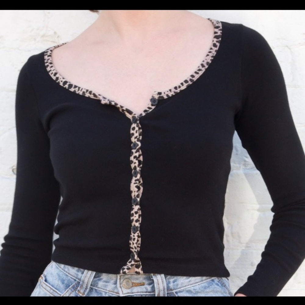Looking For Zelly Cheetah Lined Long Sleeve Top